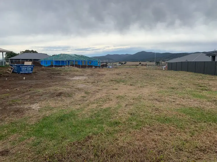 6 Grand Meadows Drive, Tamworth NSW 2340