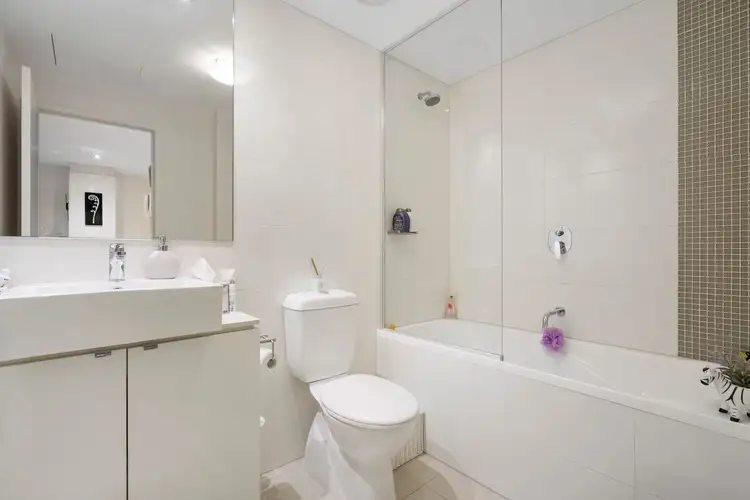 Fifth view of Homely apartment listing, 10/2-4 William Street, Murrumbeena VIC 3163