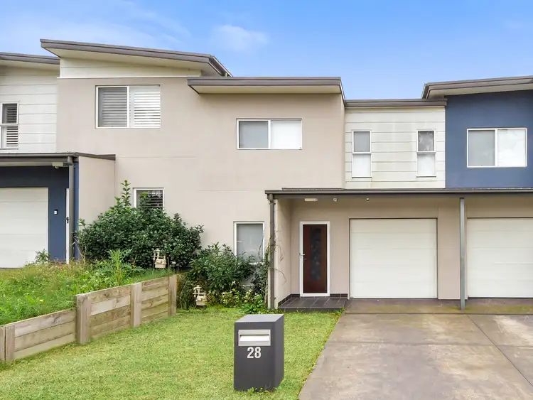 28 Mellish Parade, Glenfield NSW 2167