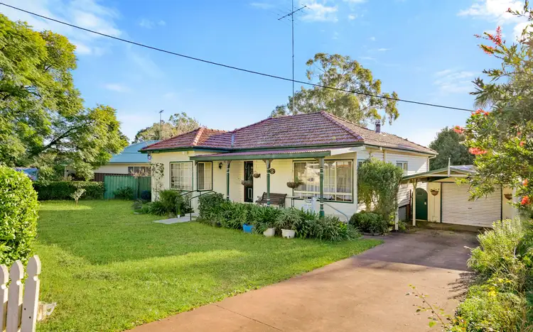 46 Farnsworth Avenue, Campbelltown NSW 2560