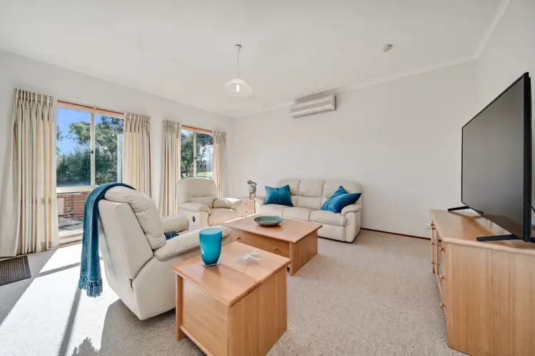 Fourth view of Homely townhouse listing, 2 Terry Close, Phillip ACT 2606