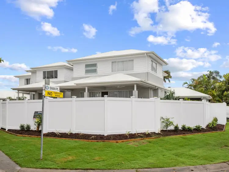 Second view of Homely house listing, 2/33 Auk Avenue, Burleigh Waters QLD 4220