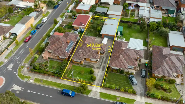Second view of Homely house listing, 17 Currajong Street, Thomastown VIC 3074