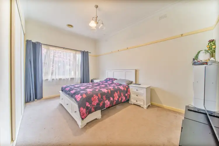Fifth view of Homely house listing, 1 Carter Street, Flora Hill VIC 3550