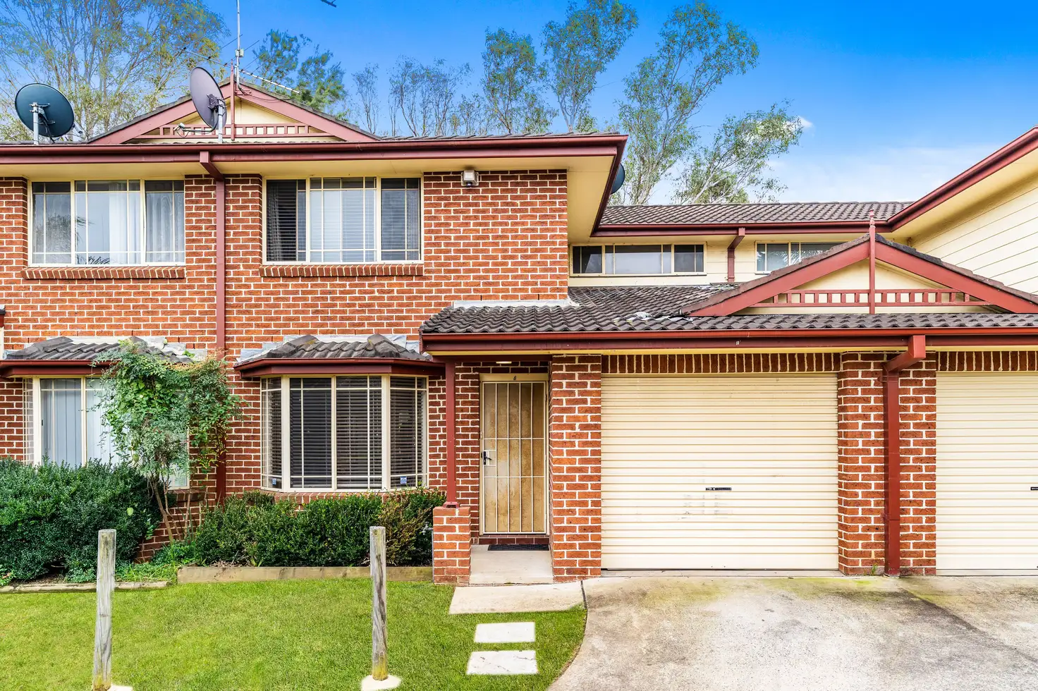 Main view of Homely house listing, 8/6 Wickfield Circuit, Ambarvale NSW 2560