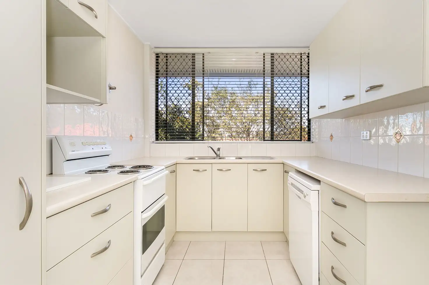 Main view of Homely unit listing, 6/28 Primrose Street, Sherwood QLD 4075