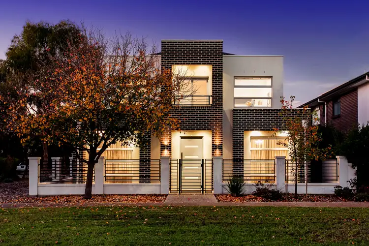 15 Charles Mathews Circle, St Clair SA 5011