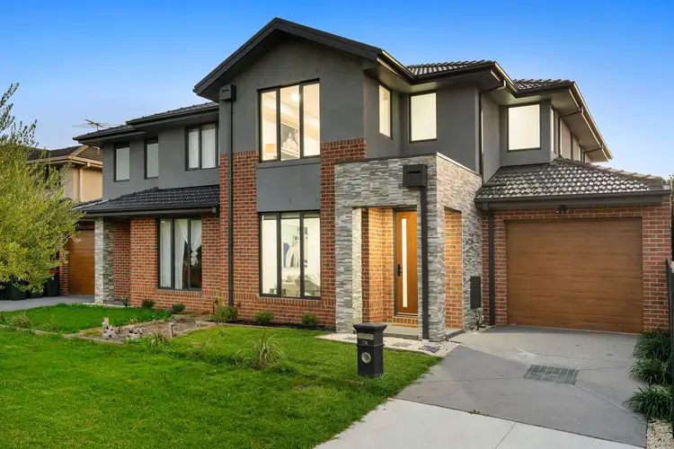11A Olinda Grove, Oakleigh South VIC 3167