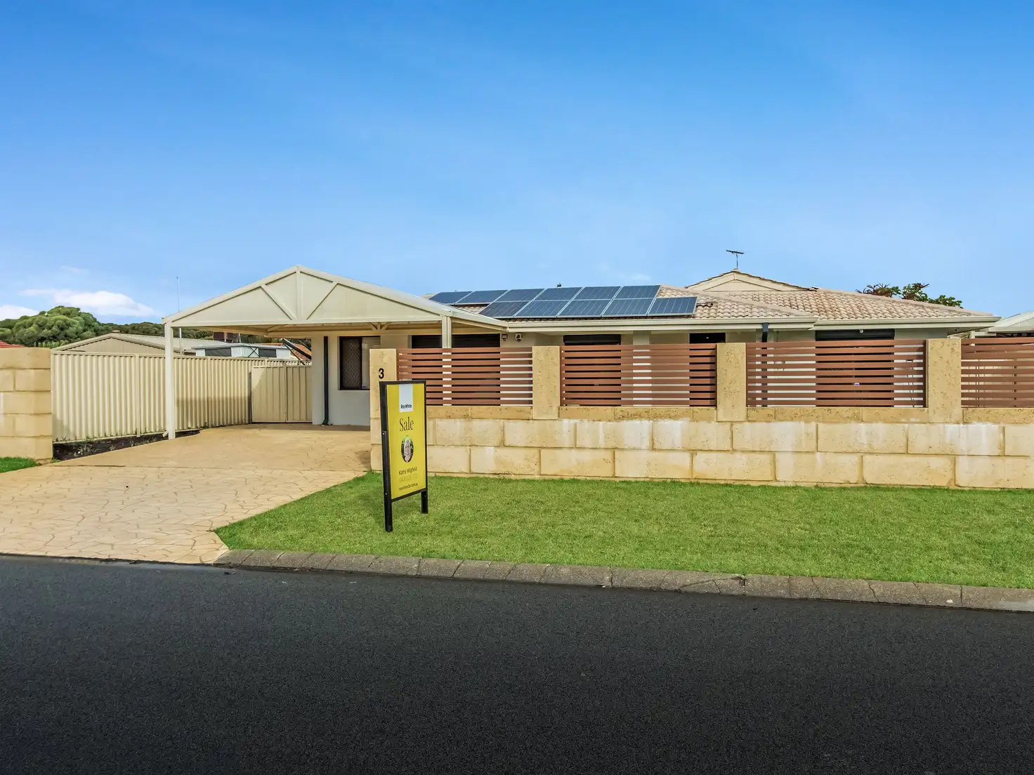 Main view of Homely house listing, 3 Buckle Court, Waikiki WA 6169