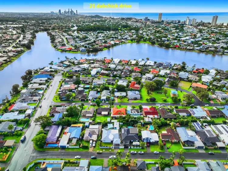 25 Dabchick Drive, Burleigh Waters QLD 4220