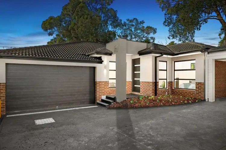 2/8 Ash Grove, Bayswater VIC 3153