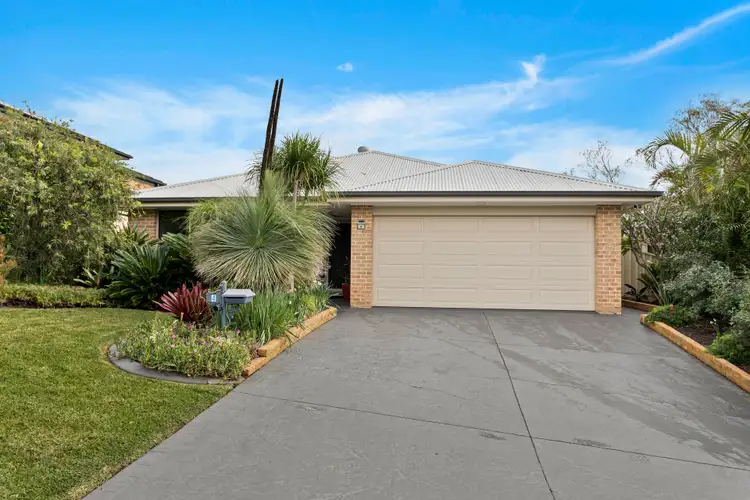 4 Chaffey Way, Albion Park NSW 2527