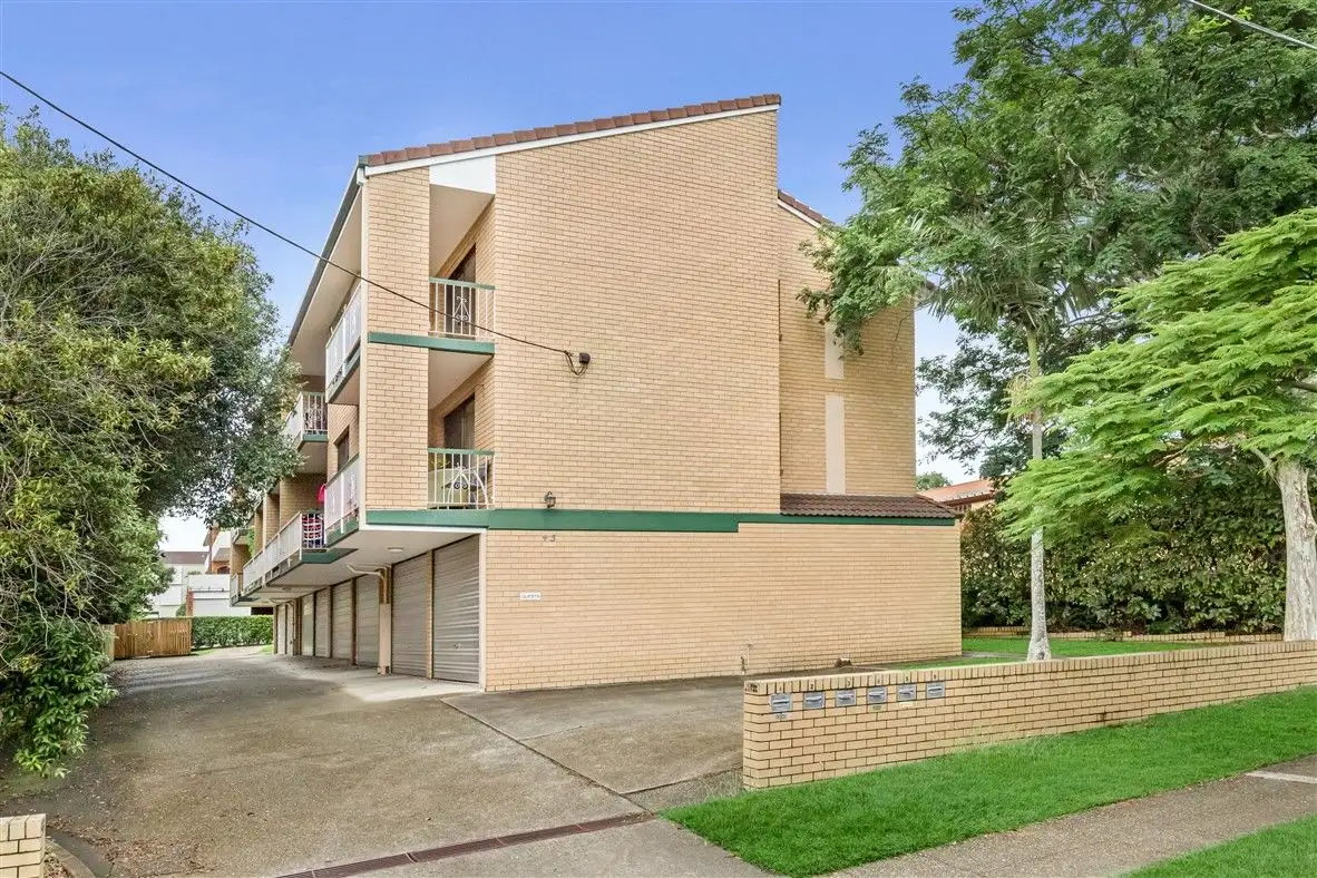 Main view of Homely unit listing, 4/45 View Street, Wooloowin QLD 4030