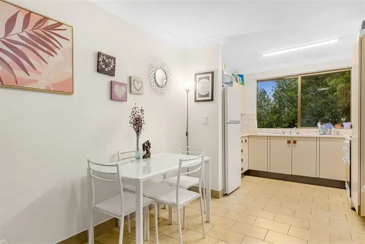 Sixth view of Homely unit listing, 4/45 View Street, Wooloowin QLD 4030