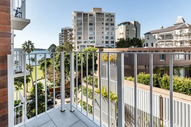 Third view of Homely studio listing, 75/5-7 Esplanade, Elizabeth Bay NSW 2011