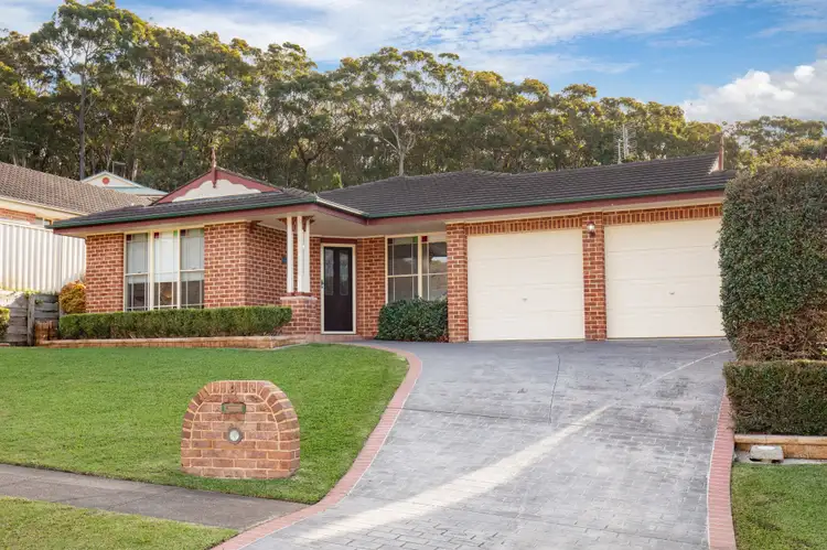 8 Parkwood Close, Tingira Heights NSW 2290