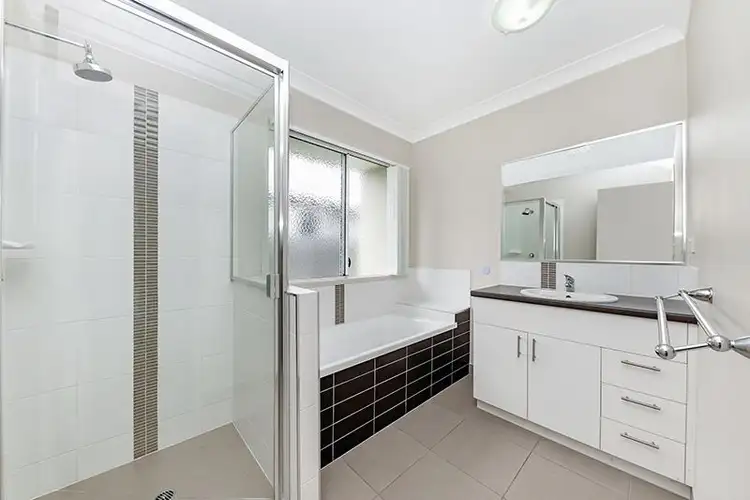 Sixth view of Homely house listing, 8 Marblewood Circuit, Mount Low QLD 4818