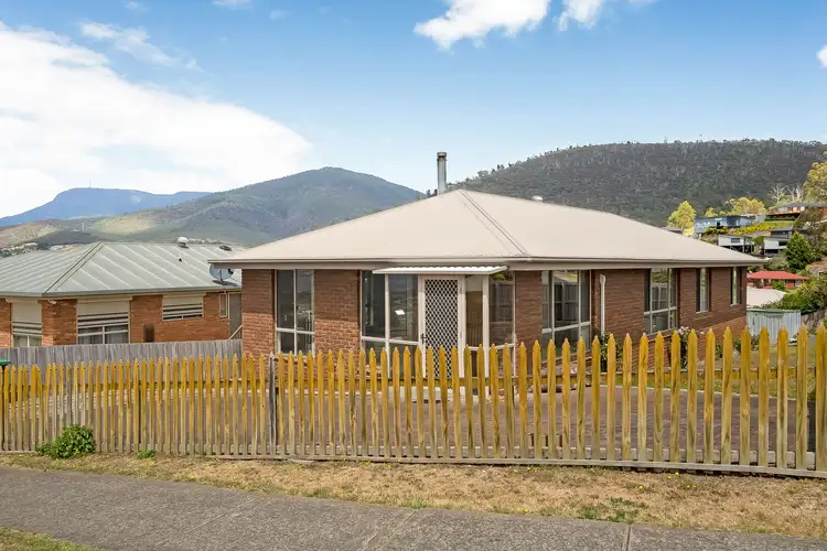 77 Branscombe Road, Claremont TAS 7011