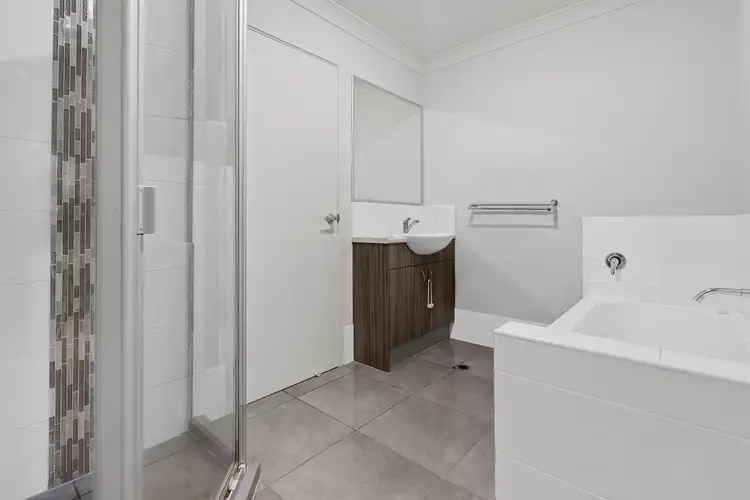 Sixth view of Homely semi-detached listing, 2/8 Bindarri Close, Waterford QLD 4133