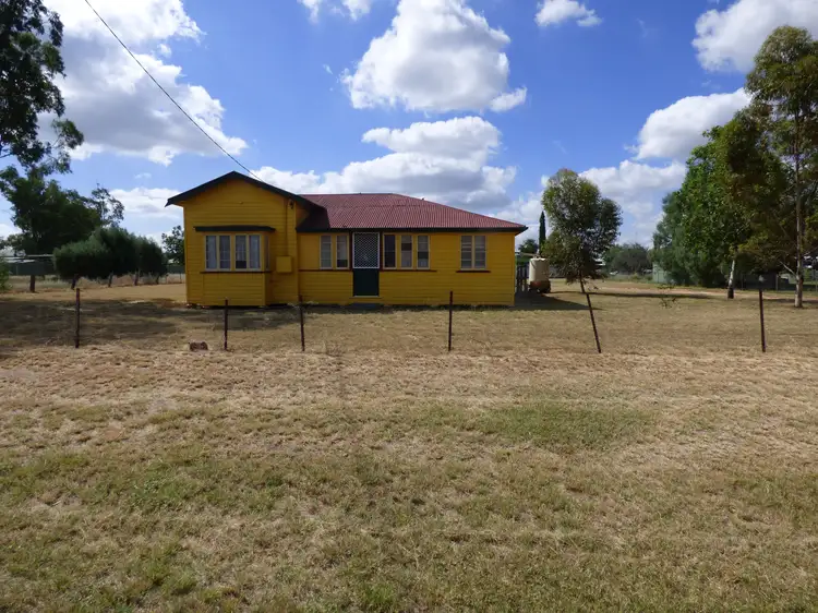 52-54 Cowildi Street, Dirranbandi QLD 4486