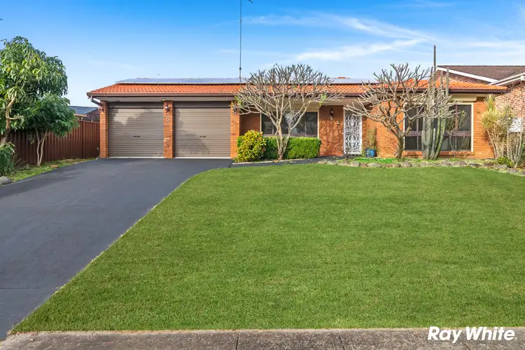 8 Icarus Place, Quakers Hill NSW 2763