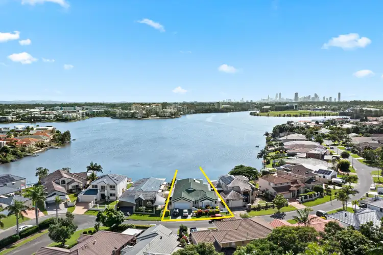 27 Notre Dame Court, Varsity Lakes QLD 4227