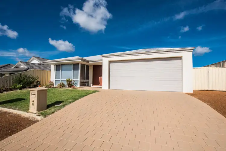 12 Wildwave Bend, Wandina WA 6530
