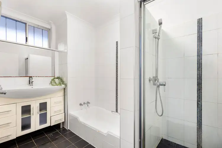 Fifth view of Homely apartment listing, 7/117 Chatsworth Road, Coorparoo QLD 4151