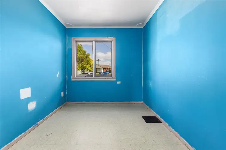 Sixth view of Homely house listing, 5 Lansdowne Place, Goulburn NSW 2580