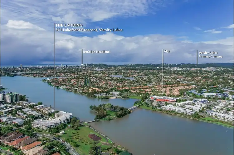 5/1 Lakefront Crescent, Varsity Lakes QLD 4227