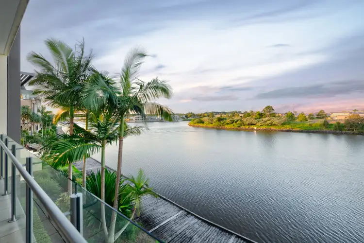 Main view of Homely unit listing, 122/3 Pendraat Parade 'Ilanah Aqua', Hope Island QLD 4212