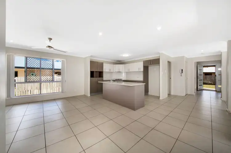 Sixth view of Homely house listing, 15 Jooloo Court, Kin Kora QLD 4680