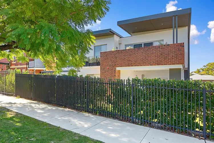 4/132 Matlock Street, Mount Hawthorn WA 6016
