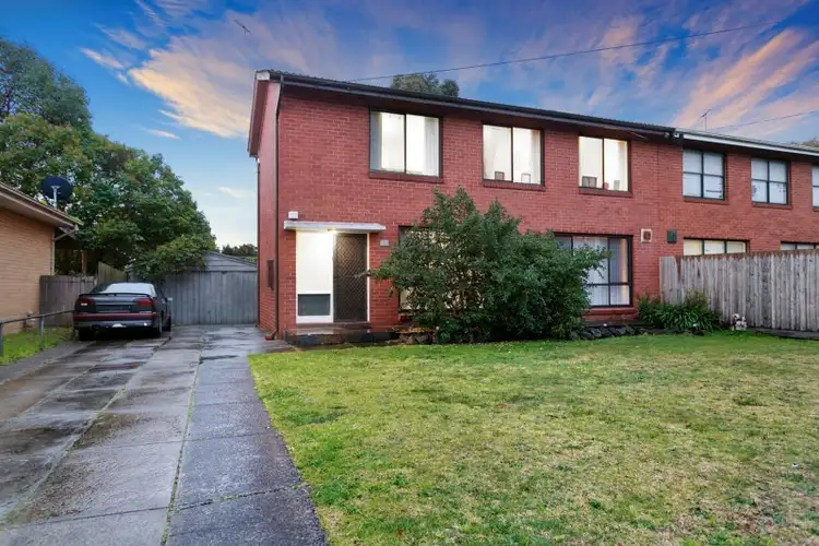 61 Rosemary Crescent, Frankston North VIC 3200