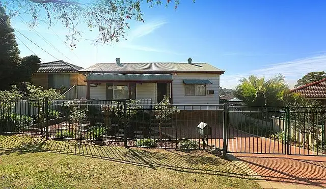 19 Birdwood Road, Georges Hall NSW 2198