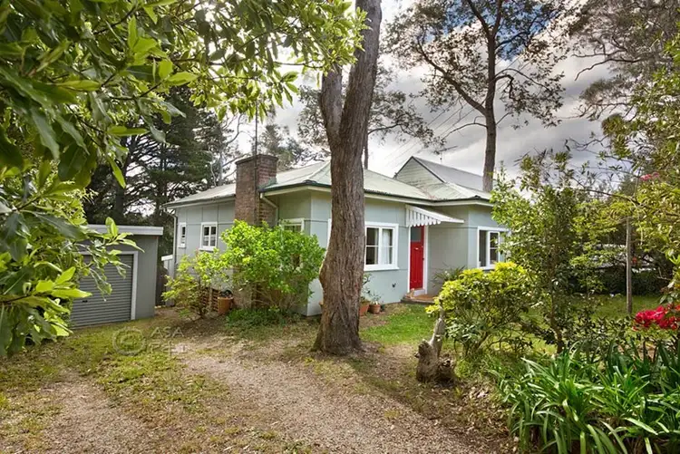 152 Station Street, Blackheath NSW 2785