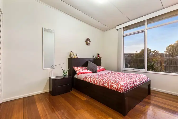 Sixth view of Homely house listing, 5 Wendy Court, Oakleigh South VIC 3167