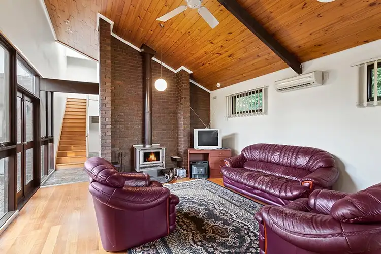 Third view of Homely house listing, 8 Trent Court, Notting Hill VIC 3168