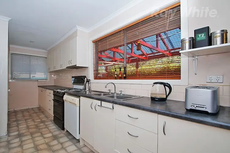 Fourth view of Homely house listing, 32 MIRANG Avenue, Croydon VIC 3136