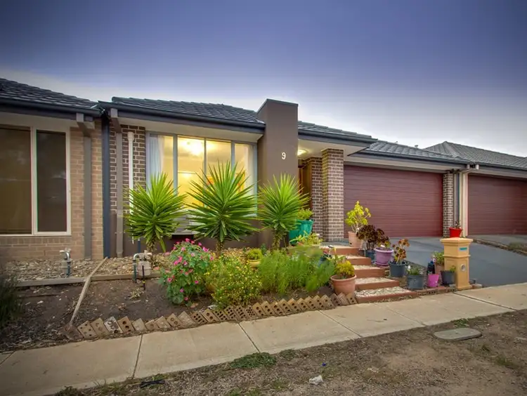 Second view of Homely house listing, 9 Holly Green Circuit, Truganina VIC 3029