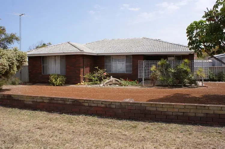 20 Church Street, Dongara WA 6525