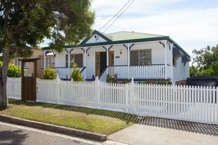 16 Burlington Street, Holland Park QLD 4121