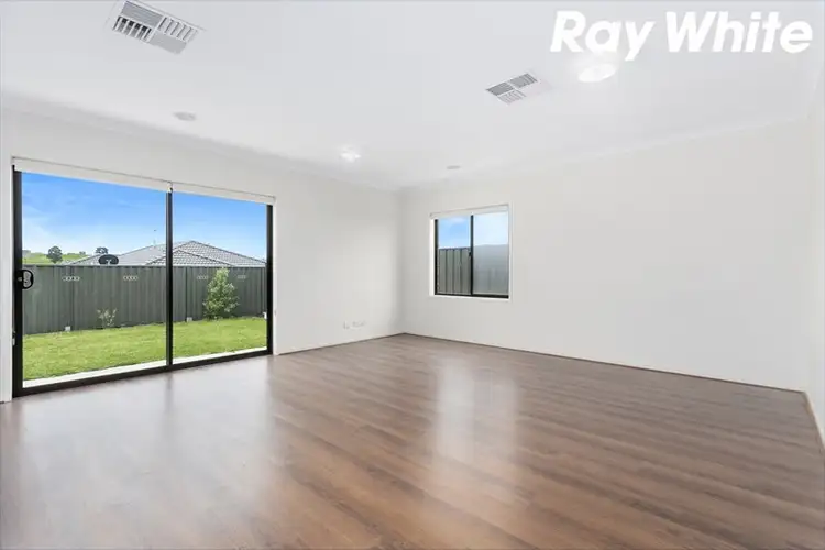 Sixth view of Homely house listing, 6 Chelan Court, Pakenham VIC 3810