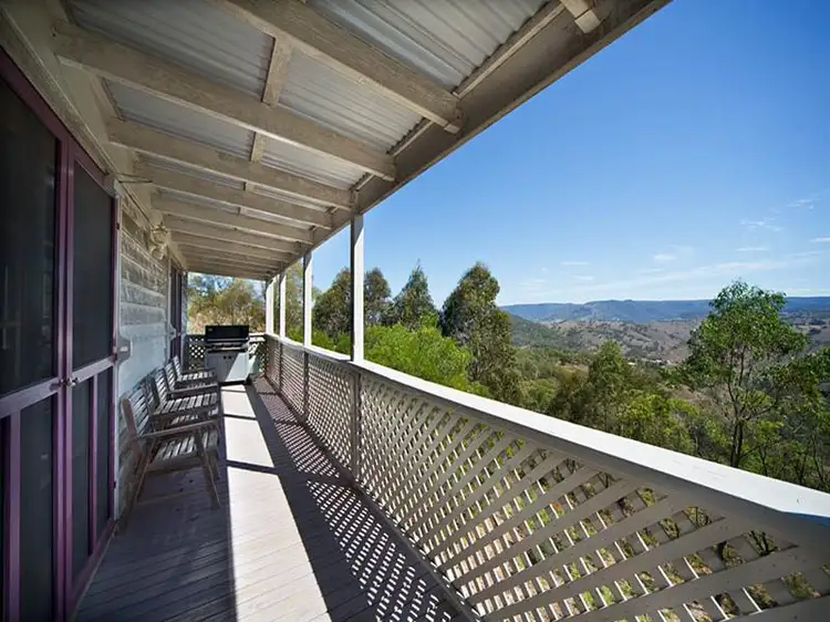 7 Carinya Close, Kanimbla NSW 2790