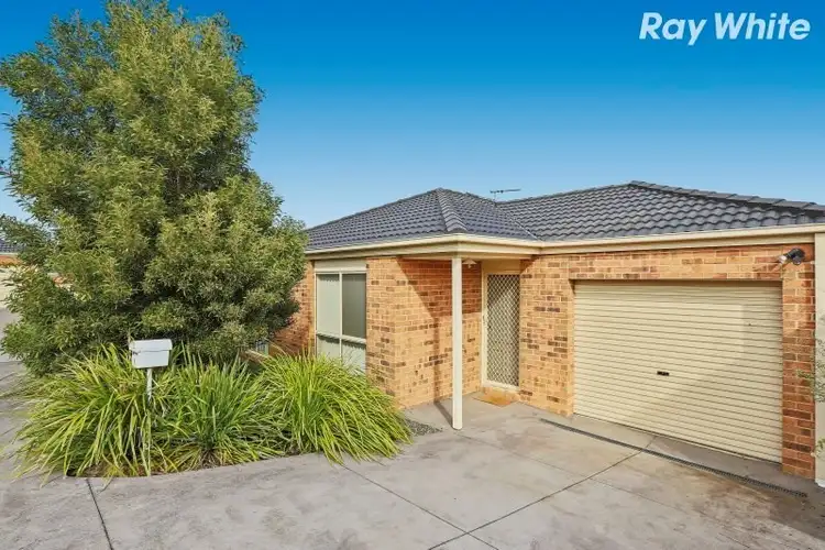4/18-20 Ben Drive, Pakenham VIC 3810