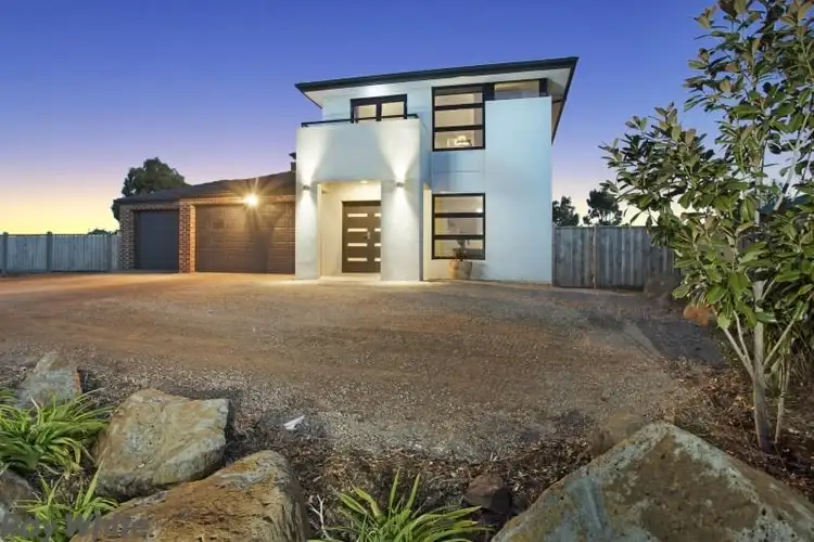 5 Sullivan Court, Romsey VIC 3434