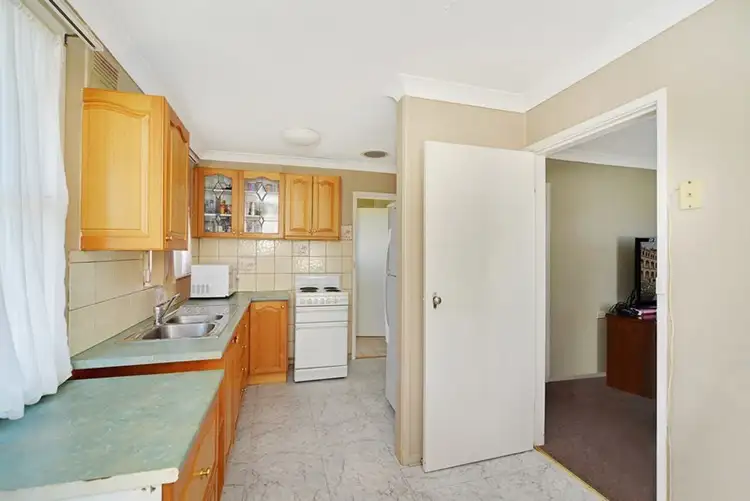Fifth view of Homely house listing, 9 Inala Avenue, Koonawarra NSW 2530