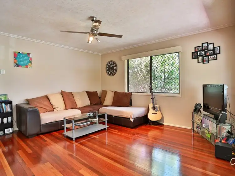 Second view of Homely house listing, 9 Wendy Crescent, Clontarf QLD 4019
