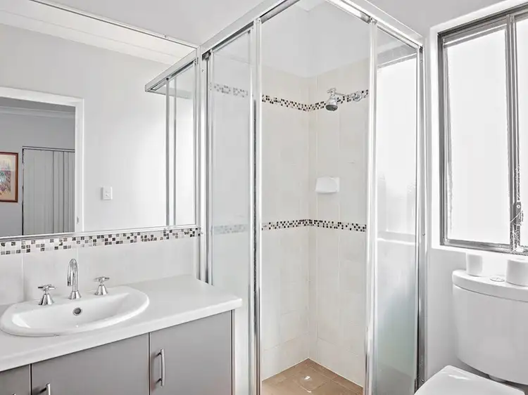 Fifth view of Homely house listing, 3 Dianthus Way, Strathalbyn WA 6530