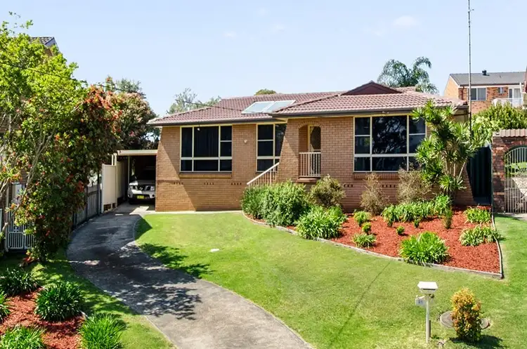 21 Goolagong Circuit, Mount Warrigal NSW 2528